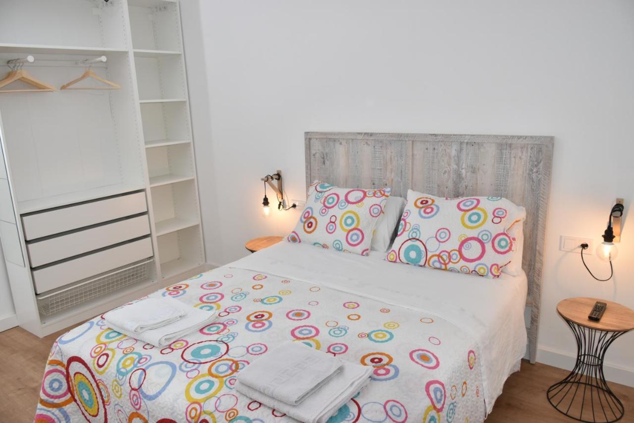 Spectacular Apartment 8 Pax/4 Rooms & Free Parking มาลากา ภายนอก รูปภาพ